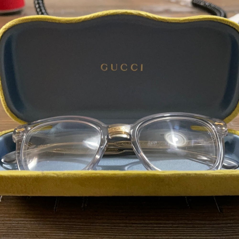 Gucci gg 01840